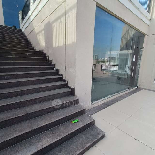 Shop in Ats Bouquet, Noida for sale 