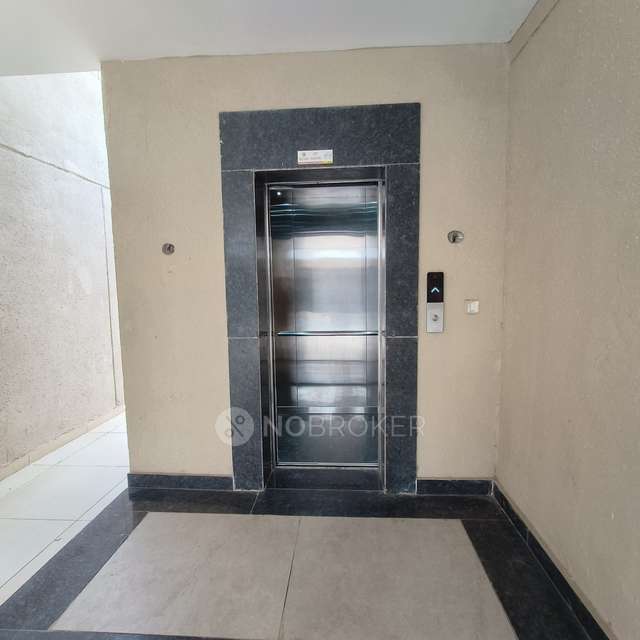 Shop in Ats Bouquet, Noida for sale 