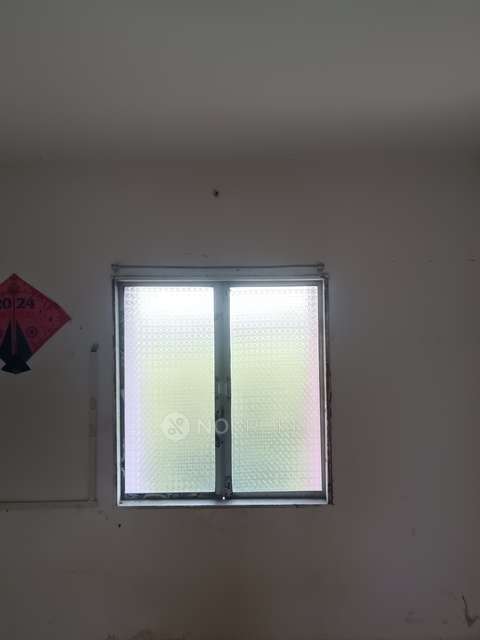 1 BHK Flat In Mahalaxmi Co-op Housing Society Ltd For Sale  In Dahisar East