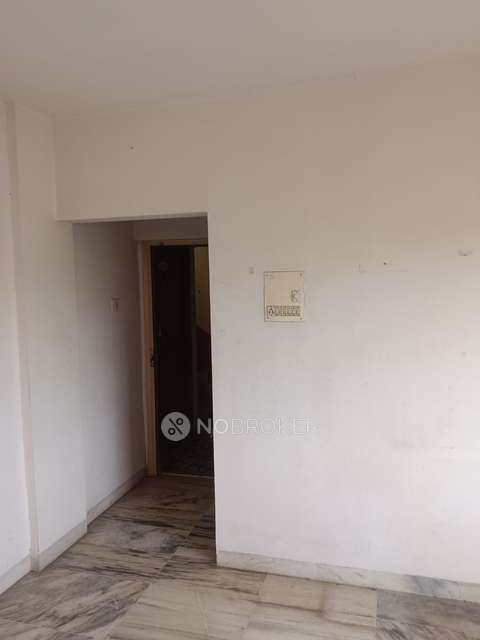 1 BHK Flat In Mahalaxmi Co-op Housing Society Ltd For Sale  In Dahisar East