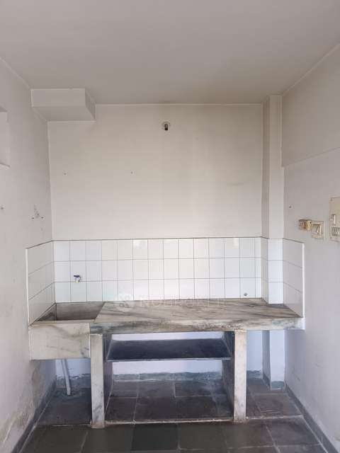 1 BHK Flat In Mahalaxmi Co-op Housing Society Ltd For Sale  In Dahisar East