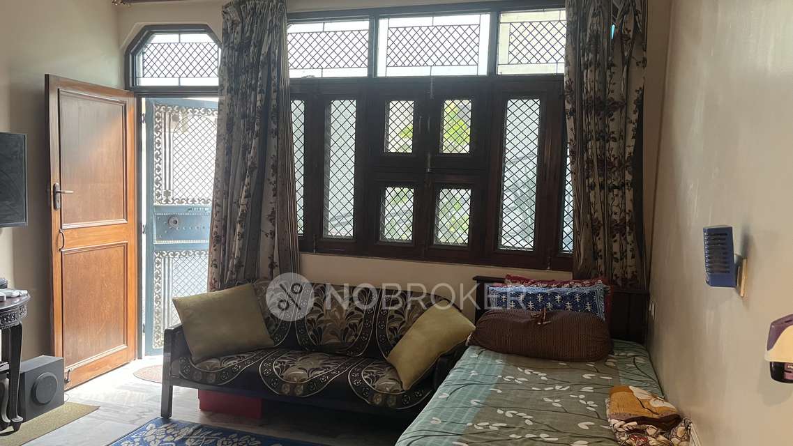 2 BHK Flat In Corner Flat For Sale  In Mahavir Nagar