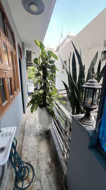 2 BHK Flat In Corner Flat For Sale  In Mahavir Nagar