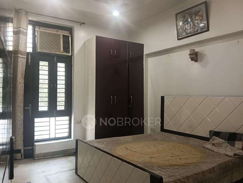 2 BHK Flat For Sale  In Pandav Nagar