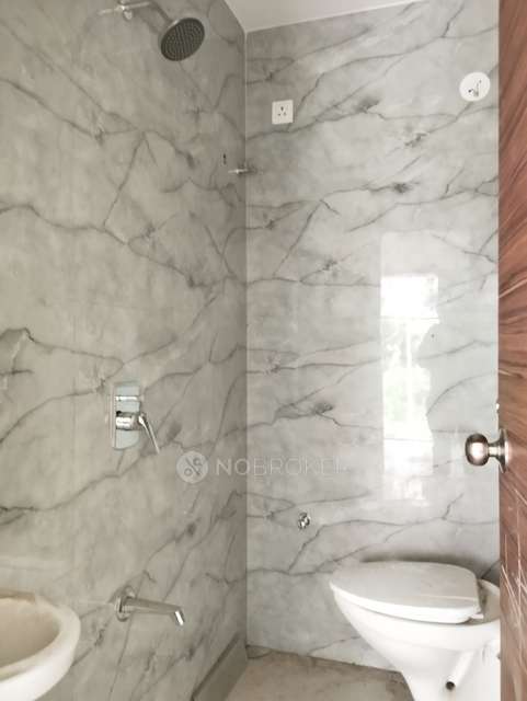 2 BHK Flat In Saras Destiny For Sale  In Sector 18, Ulwe