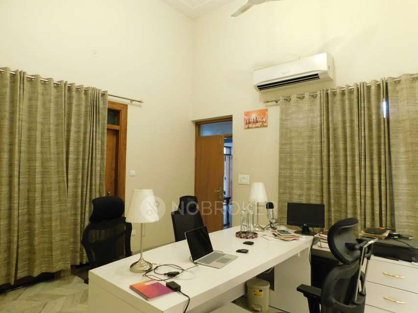 4+ BHK House For Sale  In Vasundhara