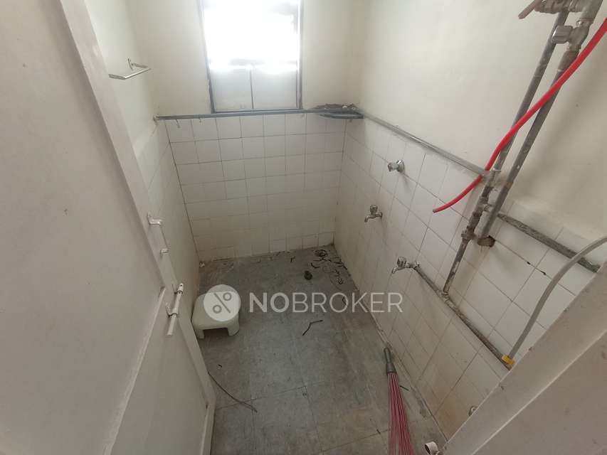 1 BHK Flat In Standalone Building  for Rent  In Vishrath Wadi