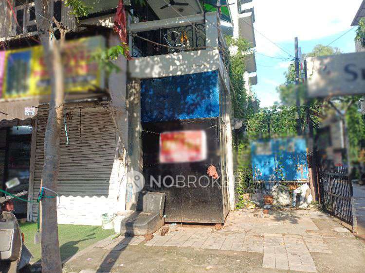Shop in Vikaspuri, Delhi for Rent 