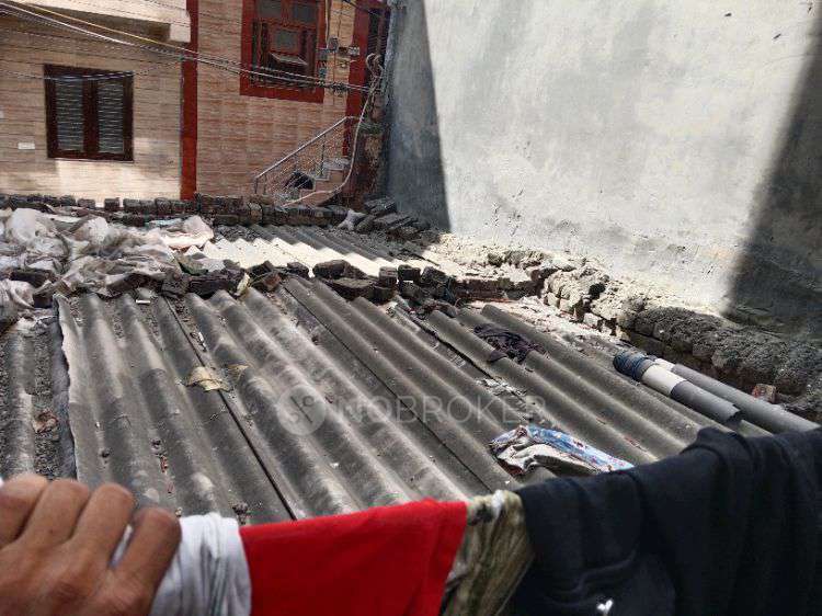 3 BHK Flat For Sale  In Sonia Vihar, Delhi