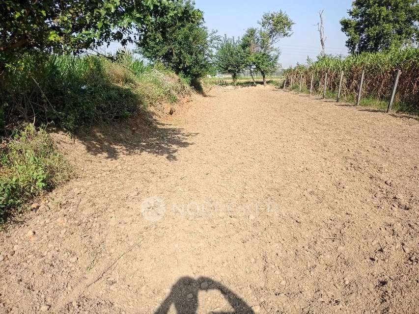 Godown/Warehouse in Madhuban Bapudham, Ghaziabad for Rent 