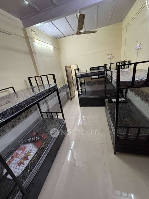 PG for Boys in Goregaon West