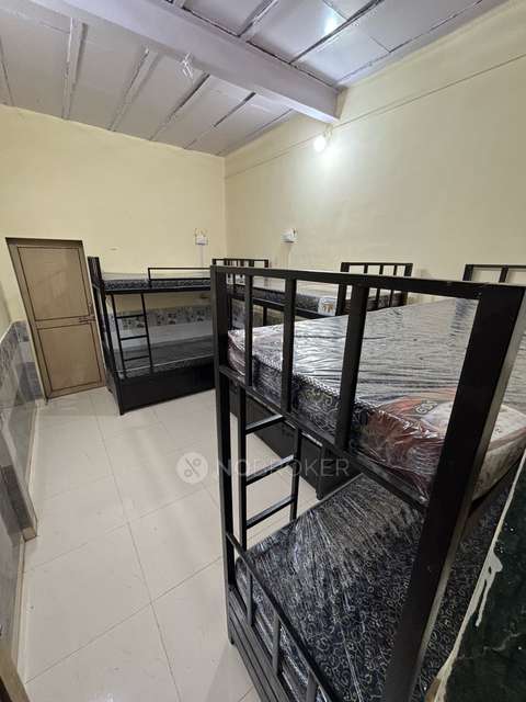 PG for Boys in Goregaon West