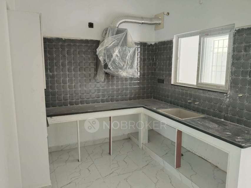 2 BHK Flat In Sb For Sale  In 36163, E Mada St, Lalitha Nagar, Thiruvanmiyur, Chennai, Tamil Nadu 600040, India