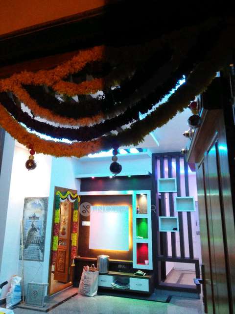 2 BHK House for Rent  In Ayyappa's Garage