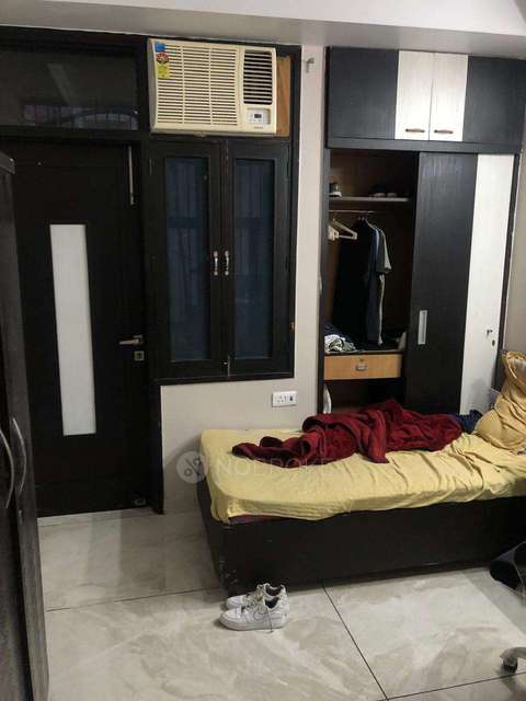 PG for Boys in Pitampura