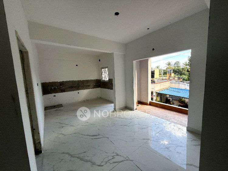 2 BHK Flat In Jeevanhalli For Sale  In Cox Town