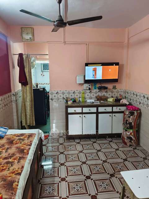 1 BHK Flat In Vidyadani Society Plot No.120 For Sale  In  Malad