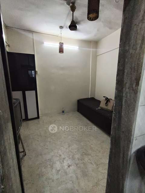 1 RK Flat In Prabhukrupa Darshan Chs, Kandivali West for Rent  In Kandivali West