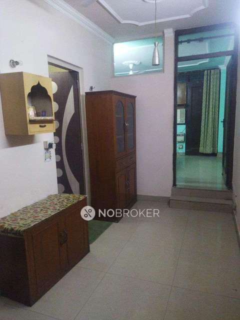 2 BHK Flat In Vinoba Puri For Sale  In Lajpat Nagar