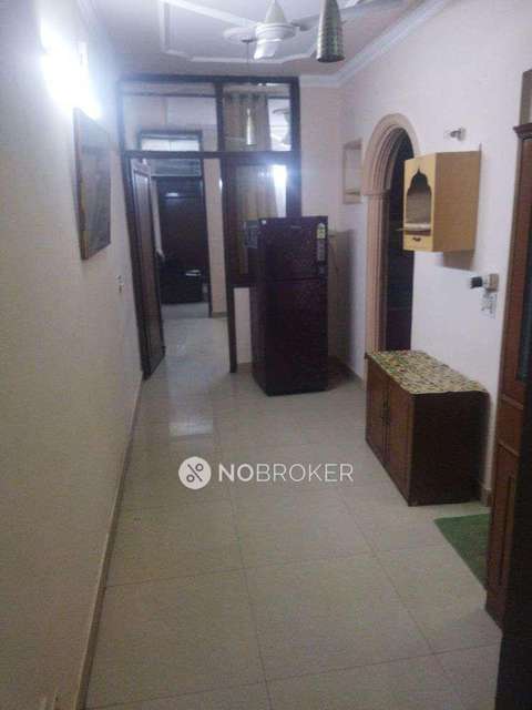 2 BHK Flat In Vinoba Puri For Sale  In Lajpat Nagar