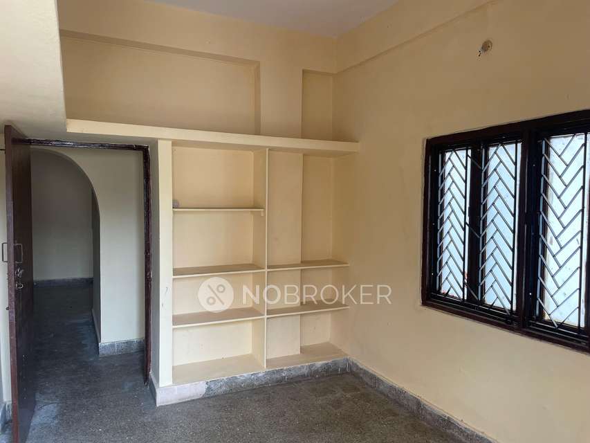 2 BHK Flat In Jana Priya Apartments Dilshuknager For Sale  In Vidyuth Nagar