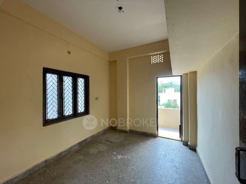 2 BHK Flat In Jana Priya Apartments Dilshuknager For Sale  In Vidyuth Nagar