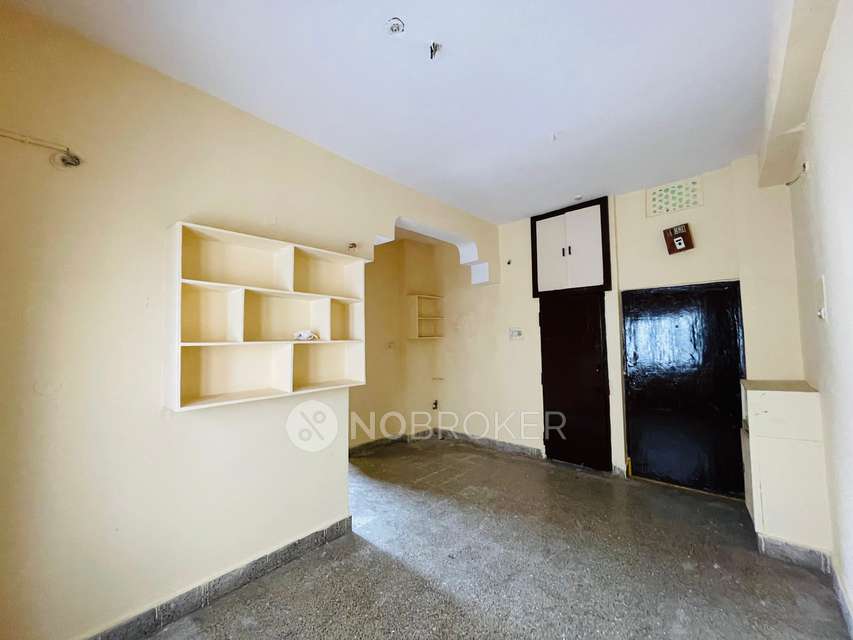 2 BHK Flat In Jana Priya Apartments Dilshuknager For Sale  In Vidyuth Nagar