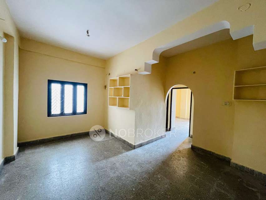 2 BHK Flat In Jana Priya Apartments Dilshuknager For Sale  In Vidyuth Nagar