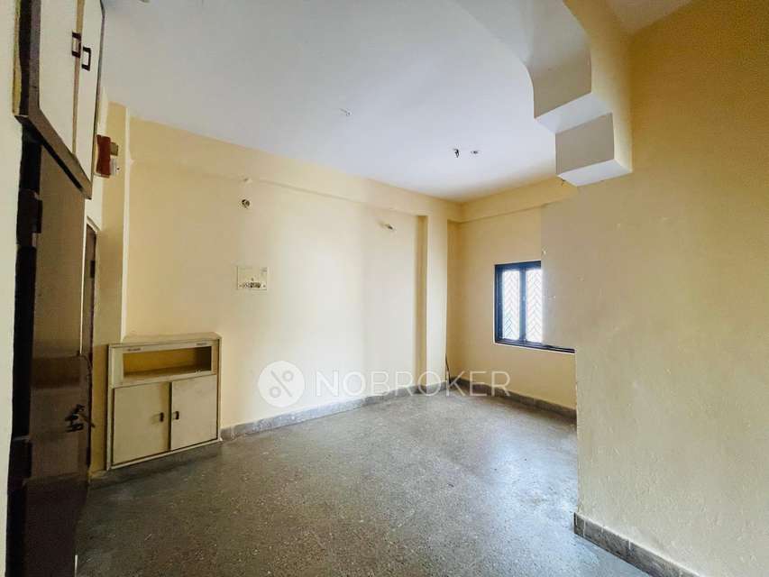 2 BHK Flat In Jana Priya Apartments Dilshuknager For Sale  In Vidyuth Nagar