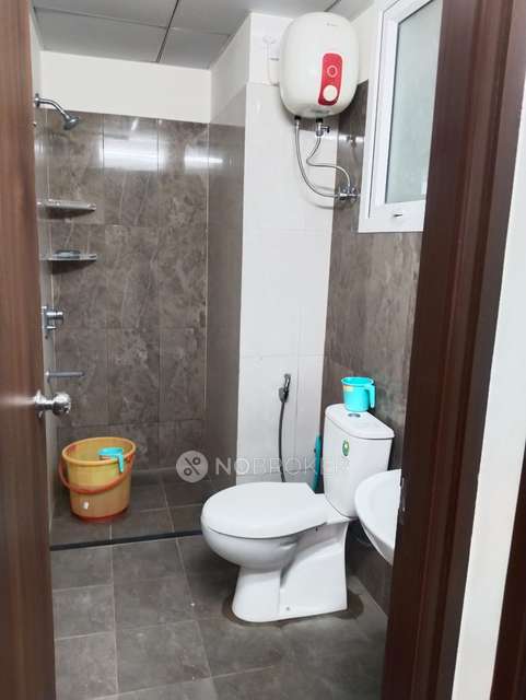 2 BHK Flat In Navins Starwood Towers 3.0 For Sale  In Vengavasal