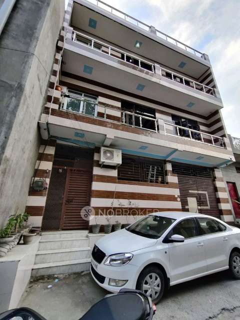 2 BHK Flat In Kirari Suleman Nagar For Sale  In M3w5+77c, Block L, Prem Nagar I, Prem Nagar, Delhi, 110086, India