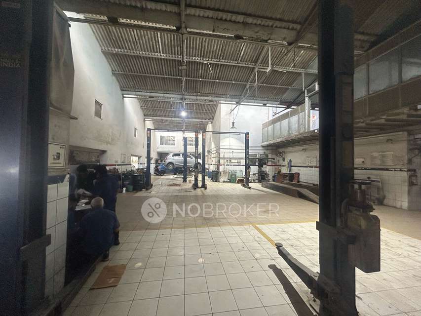 Industrial Building in Kirti Nagar Industrial Area, Delhi for Rent 