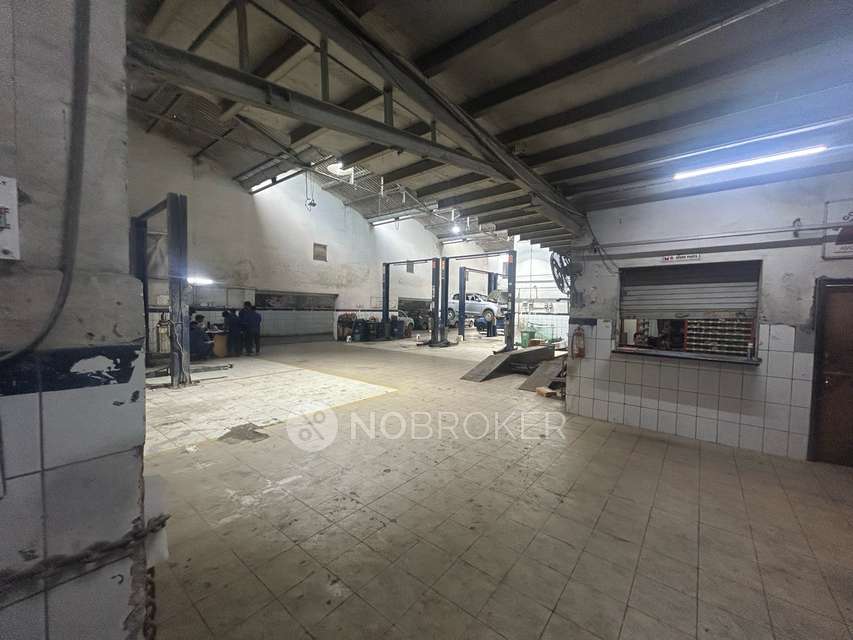 Industrial Building in Kirti Nagar Industrial Area, Delhi for Rent 