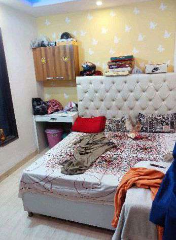 2 BHK Flat In Pearl Apartment For Sale  In Community Centre, Holy Convent Senior Secondary School-1, Block P, Mohan Garden, Razapur Khurd, Delhi, 110059, India