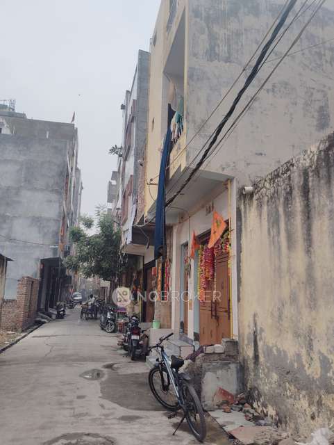 Plot For Sale  In Plot C With 2 Room Set  In Vikaspuri