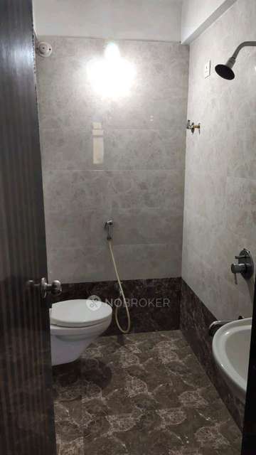 2 BHK Flat In Kohinoor Aashiyana For Sale  In Kohinoor Aashiyana Building, Church Rd, Chinchpada Gaon, Kalyan, Maharashtra 421306, India