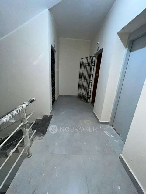 2 BHK Flat In Harish Apartmnet  For Sale  In Keelkattalai