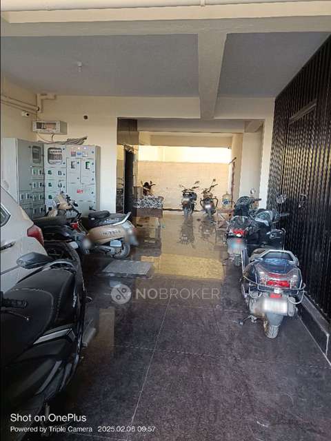 4+ BHK House For Sale  In Munnekollal