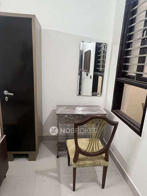 PG for Boys in Sector 18