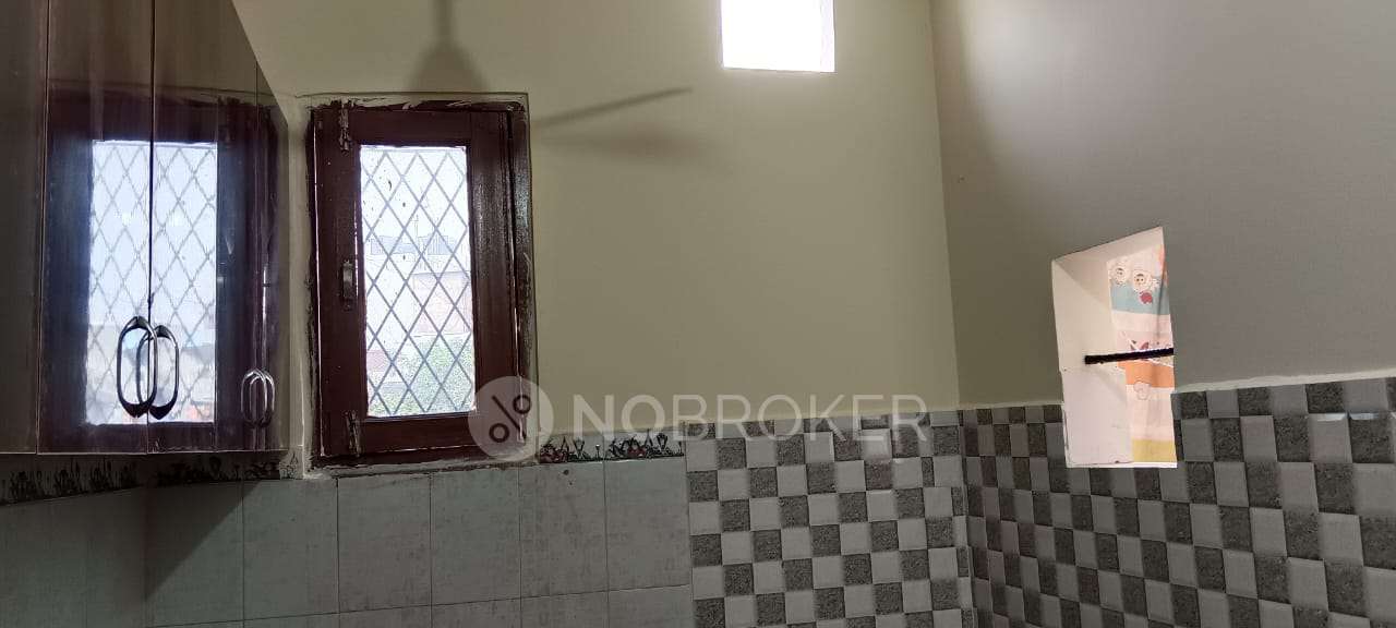 2 BHK Flat For Sale  In Hauz Khas