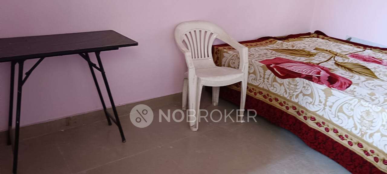 2 BHK Flat For Sale  In Hauz Khas