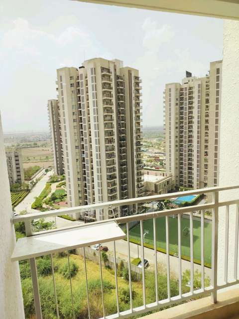2 BHK Flat In Shapoorji Pallonji Joyville Ncr For Sale  In Sector 102
