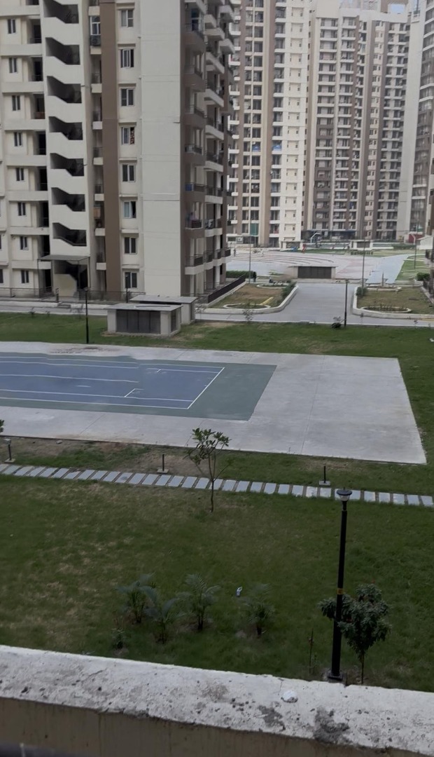Amrapali Kingswood