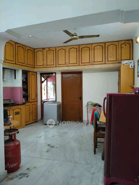 PG for Girls in Kilpauk