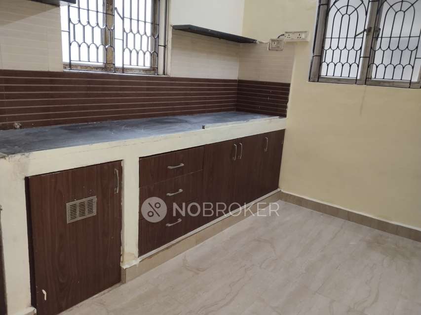 2 BHK Flat In Sun Enclave For Sale  In Alandur