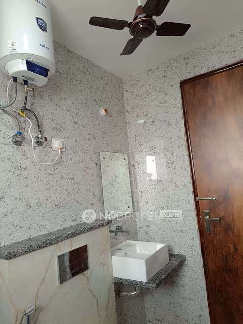 PG for Girls in  Sector 10 A