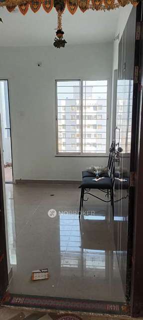 1 BHK Flat In Seven Hills Society,adarsh Nagar  For Sale  In Vaishnavi City