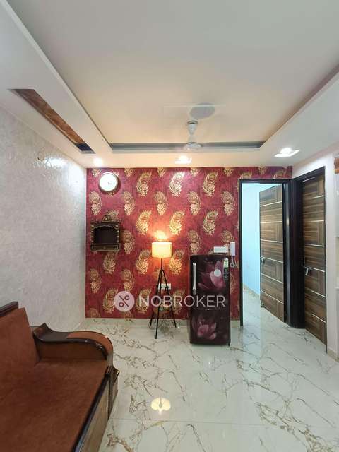 2 BHK Flat In Shyam Kunj For Sale  In Mahavir Enclave