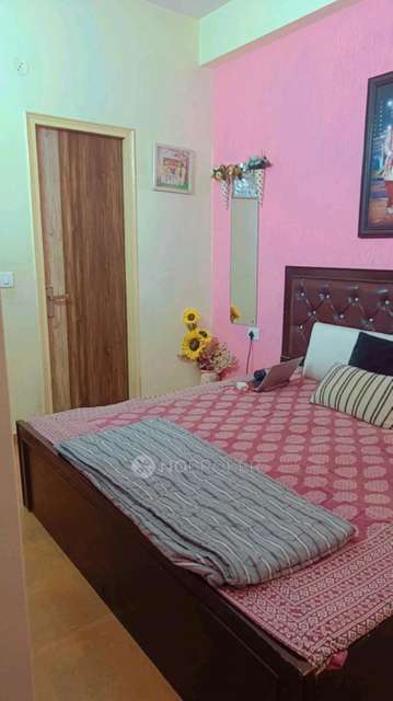 2 BHK Flat In Sustain Green For Sale  In Canara Bank - Noida Sector 45