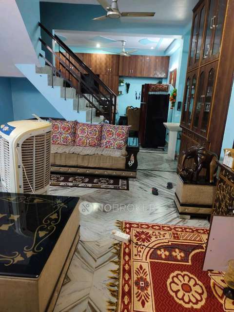 3 BHK Flat In Sb For Sale  In Sector 38, Rohini